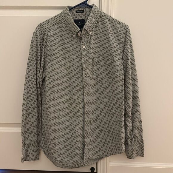 American Eagle Button Down - Picture 1 of 6
